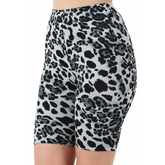 Zenana SUPER SOFT comfy jaguar print‎ bike shorts - Picture 2 of 2